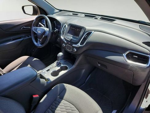 Used 2021 Chevrolet Equinox LT FWD image 22