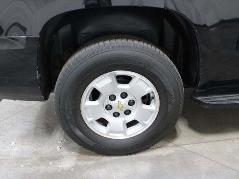 Used 2014 Chevrolet Tahoe LT image 37