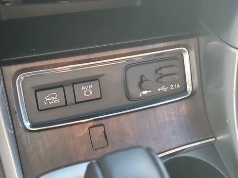 Used 2020 Subaru Ascent Touring image 31