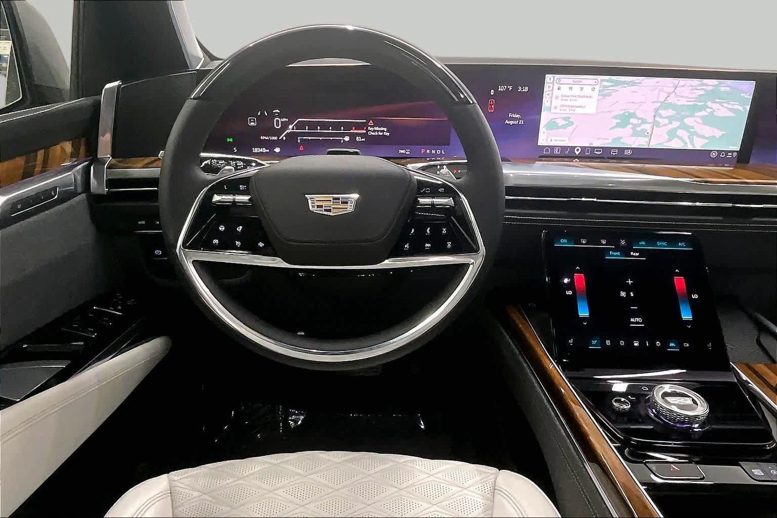 Used 2025 Cadillac Escalade Sport Platinum w/ LPO, Floor Liner Package AWD/4WD image 6