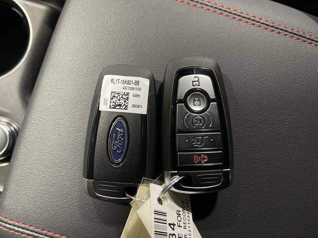 Used 2026 Ford Explorer ST-Line w/ ST-Line Street Pack AWD/4WD image 36