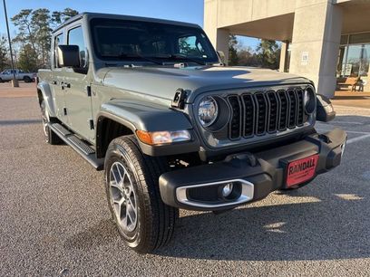 Used 2024 Jeep Gladiator Sport