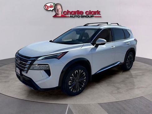 Used 2025 Nissan Rogue Platinum AWD/4WD image 1