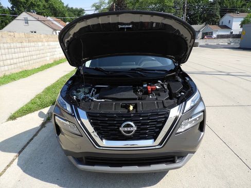 Used 2023 Nissan Rogue S AWD/4WD image 42