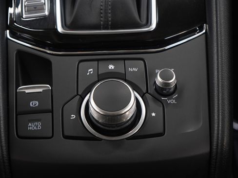 Used 2020 MAZDA CX-5 Touring image 19