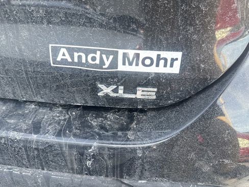 Used 2020 Toyota Highlander XLE image 7