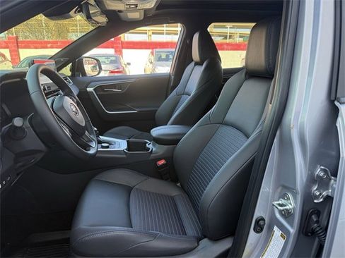 Used 2025 Toyota RAV4 XSE w/ Advanced Technology Package image 30