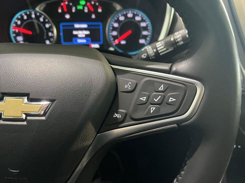 Used 2022 Chevrolet Equinox LT FWD image 24
