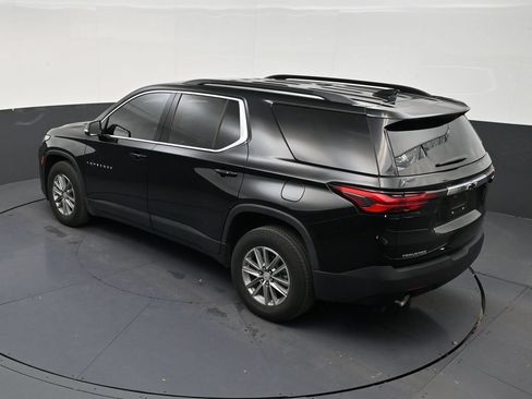 Used 2023 Chevrolet Traverse LT FWD image 13