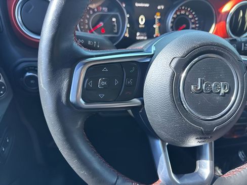Used 2018 Jeep Wrangler Unlimited Rubicon image 12