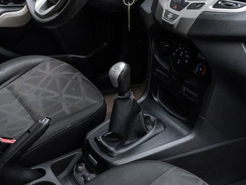 Used 2012 Ford Fiesta SE w/ Moon & Mood Pkg image 23