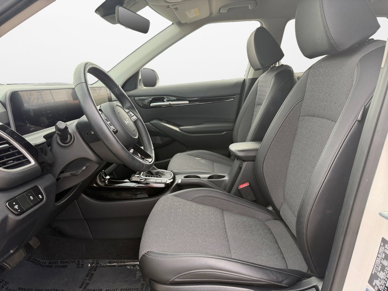 Used 2024 Kia Seltos S AWD/4WD image 12