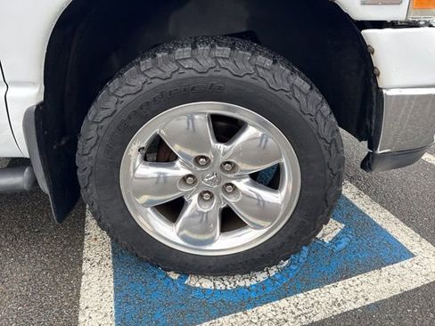 Used 2004 Dodge Ram 1500 Truck SLT w/ Big Horn Quad Cab Value Group image 9