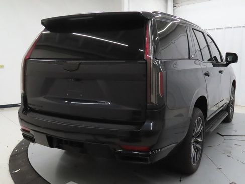 Used 2023 Cadillac Escalade Sport AWD/4WD image 3