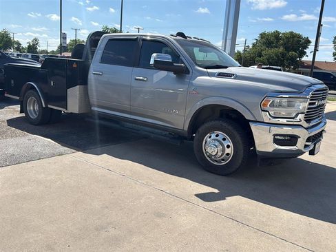 Used 2022 RAM 3500 Laramie AWD/4WD image 3