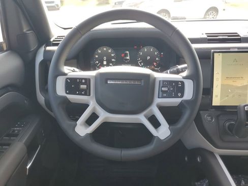 New 2026 Land Rover Defender 130 X-Dynamic SE AWD/4WD image 26