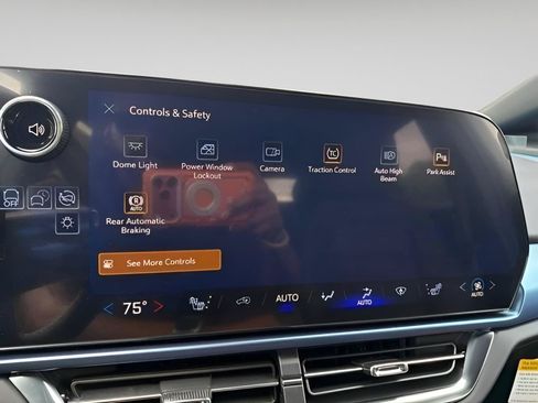 New 2026 Chevrolet Equinox EV LT FWD image 27