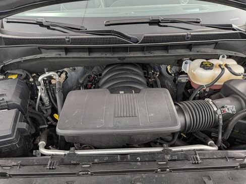 Certified 2024 Cadillac Escalade ESV Premium Luxury w/ LPO, Floor Liner Package AWD/4WD image 32