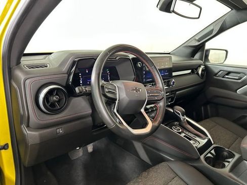Used 2023 Chevrolet Colorado Z71 w/ Z71 Convenience Package 2 AWD/4WD image 13