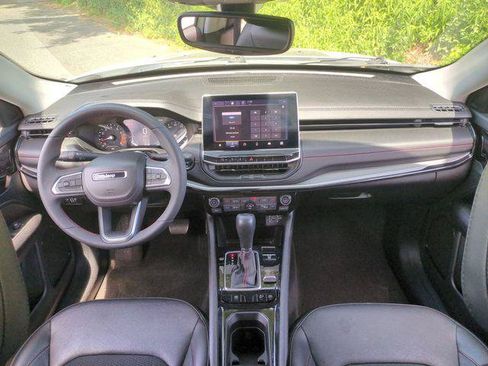 Certified 2022 Jeep Compass Trailhawk AWD/4WD image 18