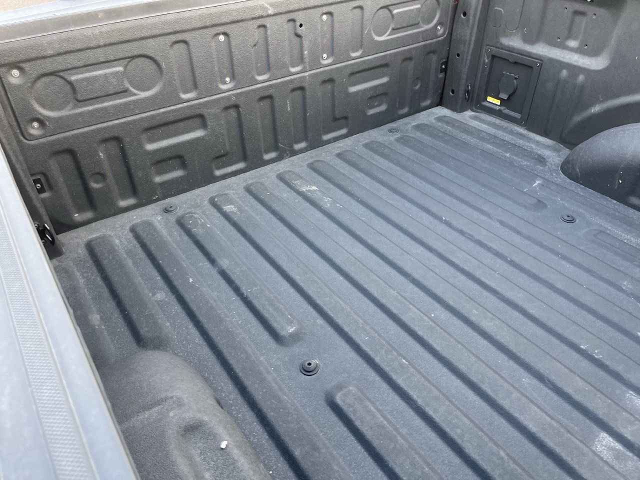 Used 2025 Ford F150 XLT w/ Equipment Group 302A MID AWD/4WD image 5