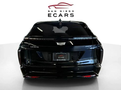Used 2024 Cadillac Lyriq Sport image 6