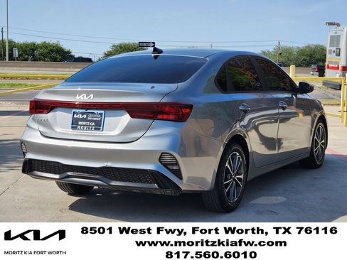 Certified 2022 Kia Forte LXS w/ LXS Technology Package FWD image 4