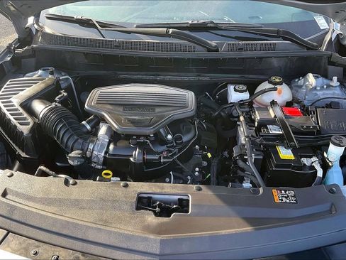Used 2023 Cadillac XT6 Premium Luxury FWD image 33
