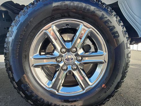 Used 2025 Ford F150 XLT w/ Equipment Group 301A Standard image 9