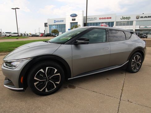 Used 2024 Kia EV6 Wind AWD/4WD image 18