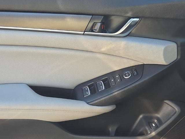 Used 2019 Honda Accord LX image 25