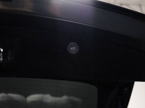 Used 2022 Tesla Model X Plaid image 49