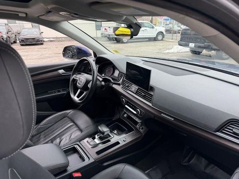 Used 2021 Audi Q5 2.0T Premium w/ Convenience Package image 11