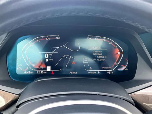 Used 2022 BMW X6 xDrive40i w/ Executive Package image 25