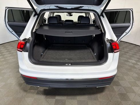 Used 2021 Volkswagen Tiguan SEL AWD/4WD image 21