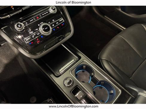 Certified 2022 Lincoln Corsair AWD w/ Premium Package image 35