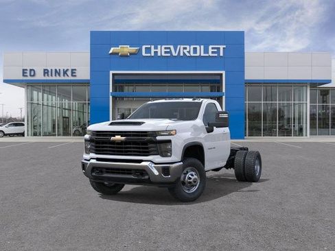 New 2025 Chevrolet Silverado 3500 W/T w/ WT Convenience Package image 8