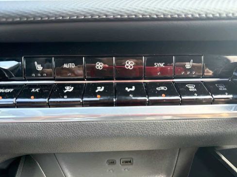 New 2026 Chevrolet Equinox LT w/ Convenience Package II image 22