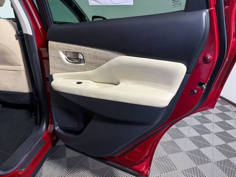 Certified 2020 Nissan Murano SV image 39