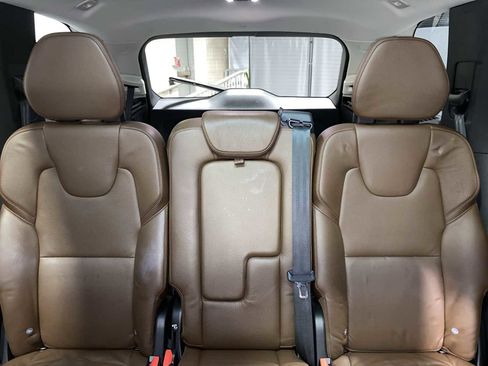 Used 2019 Volvo XC90 T6 Momentum w/ Advanced Package image 22