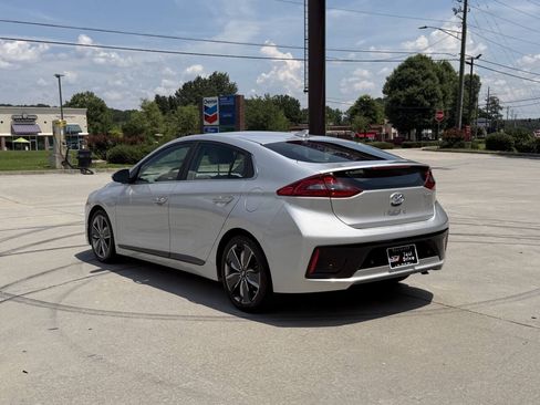Used 2018 Hyundai Ioniq Limited w/ Limited Ultimate Package 03 FWD image 17