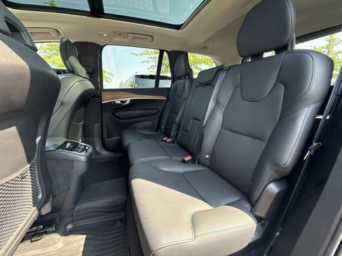 Certified 2023 Volvo XC90 B5 Plus w/ Protection Package Premier AWD/4WD image 33