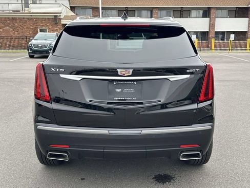 Certified 2025 Cadillac XT5 Luxury w/ LPO, Floor Liner Package FWD image 7