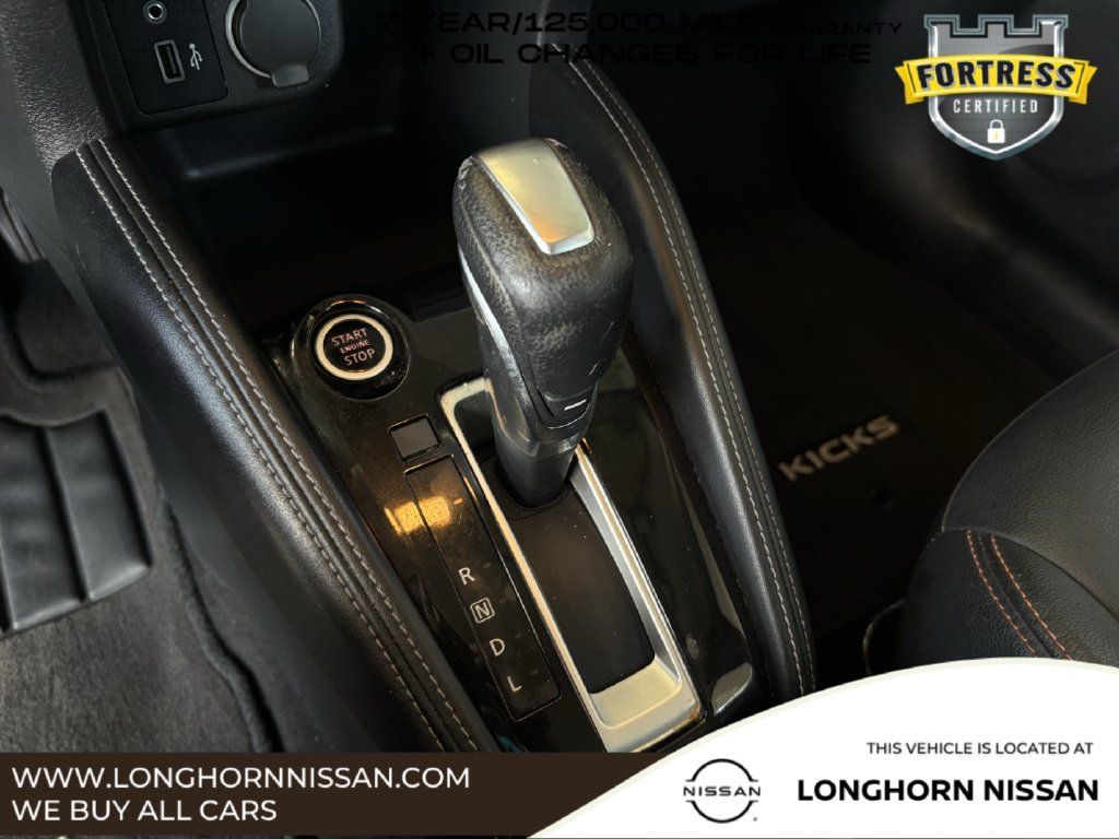 Used 2020 Nissan Kicks SR w/ SR Premium Package FWD image 19