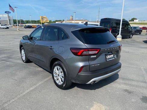 Certified 2025 Ford Escape Active FWD image 5