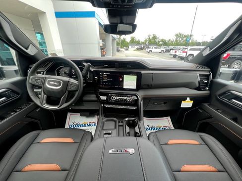 New 2026 GMC Sierra 2500 AT4 w/ AT4 Premium Plus Package AWD/4WD image 28