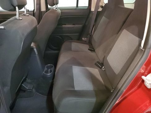 Used 2017 Jeep Patriot Sport w/ Power Value Group AWD/4WD image 26