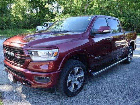 Used 2019 RAM 1500 Laramie w/ Sport Appearance Package AWD/4WD image 14