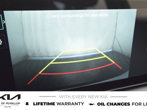 New 2025 Kia K4 LX image 23