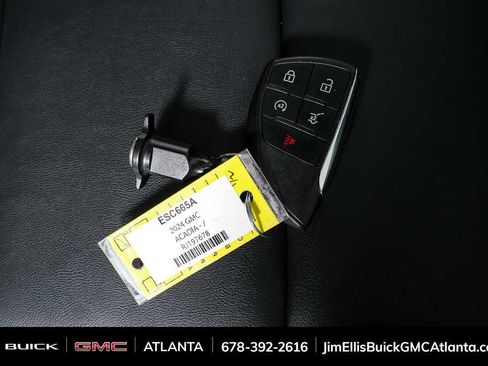 Used 2024 GMC Acadia Elevation w/ Luxury Package image 27